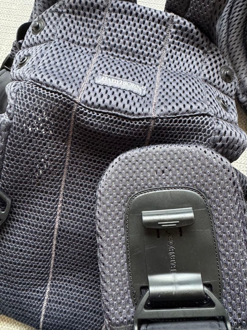 ベビービョルン ハーモニー ベビーキャリア 抱っこ紐 アンスラサイト　最上位