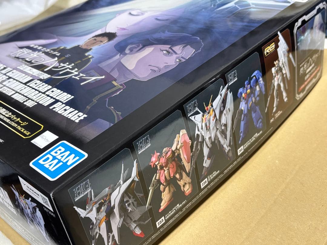 ハサウェイ劇場限定HGクスィーガンダム クリアカラー +入場特典+クリアカード