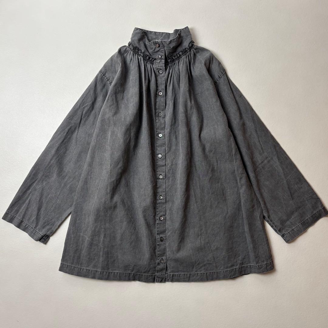 ネストローブ　天然染め ハイネック2wayブラウス　グレー