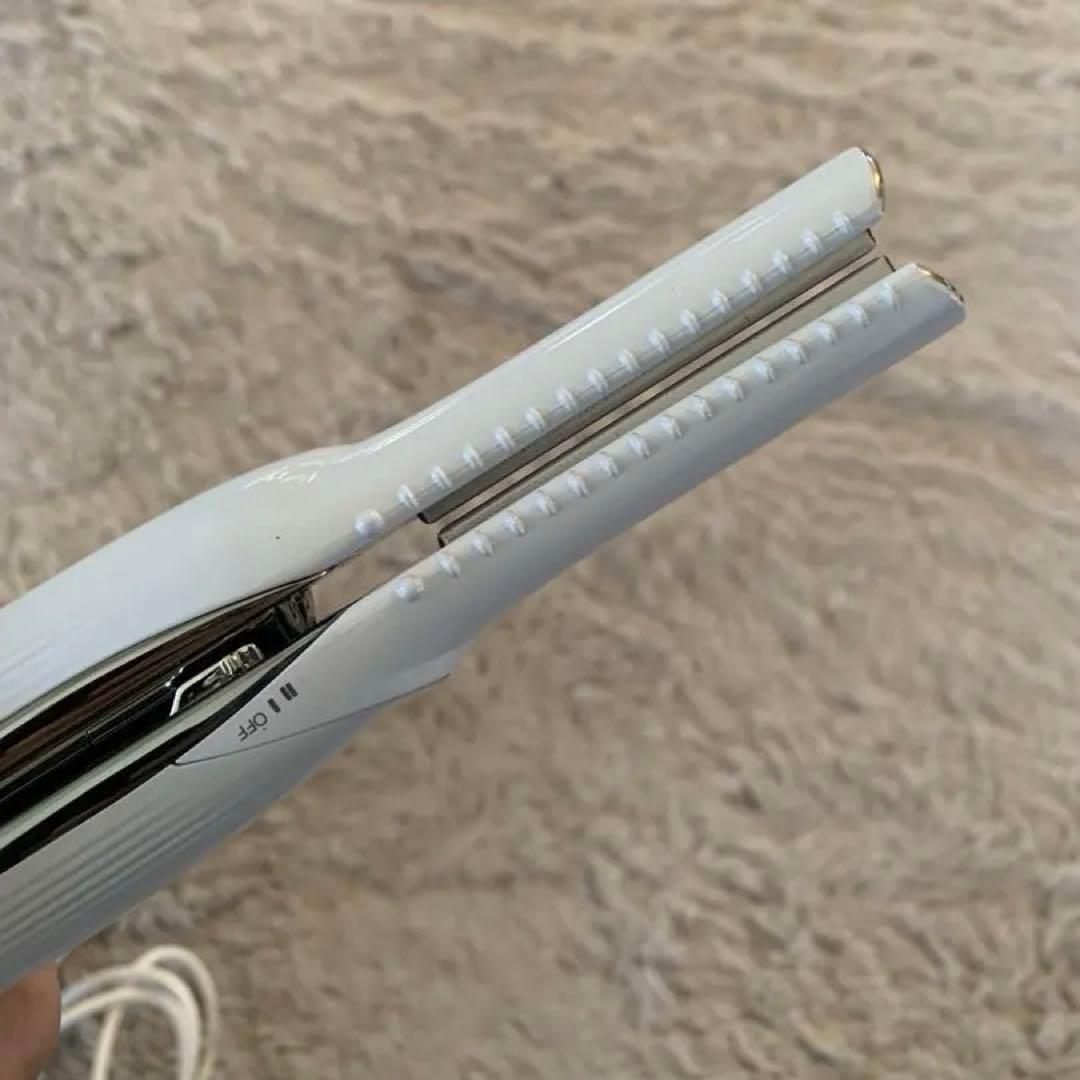 美品 ReFaビューテック フィンガーアイロン ホワイト