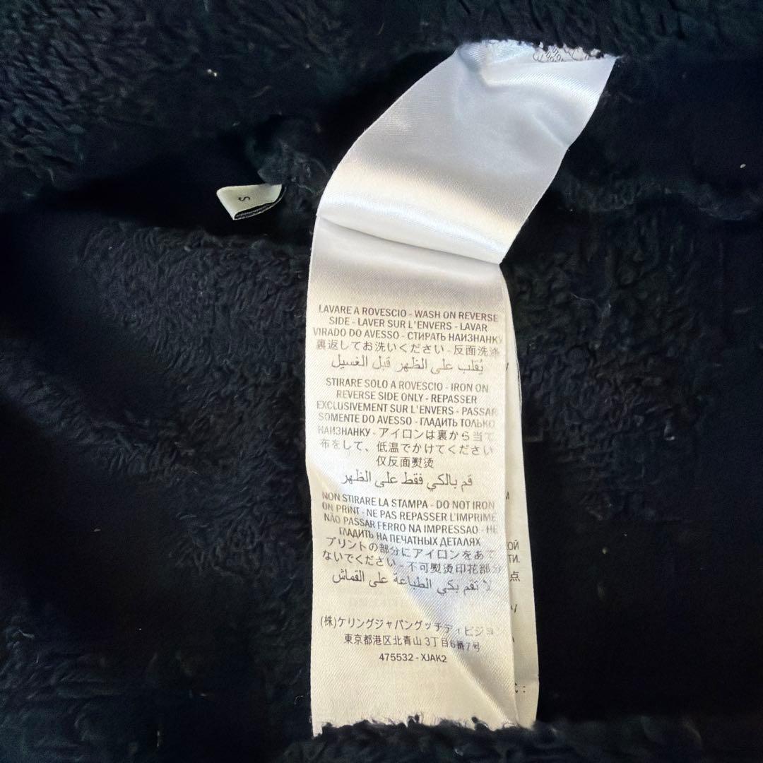 グッチ　トレーナー　スウェット　ロゴ