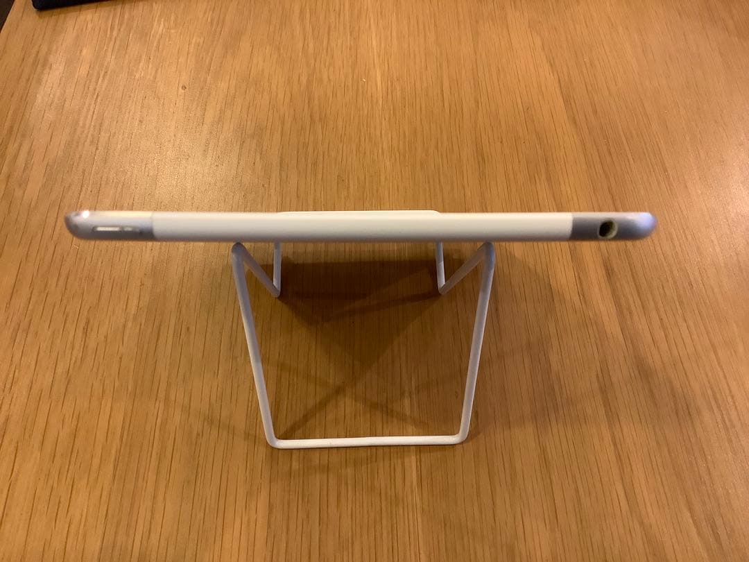 Apple iPad mini4 cellularモデル 128GB シルバー