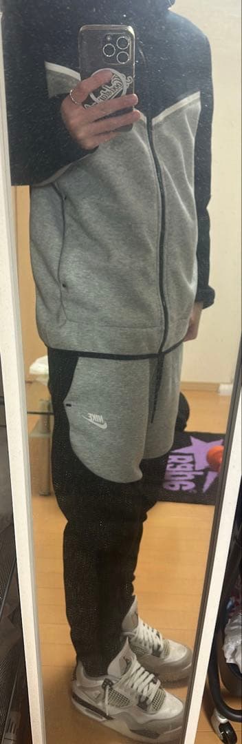 NIKE テックフリース ブラックグレー