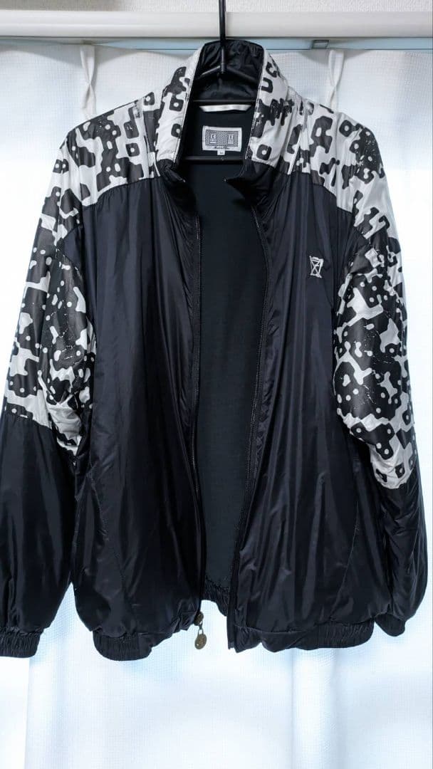 迷彩デザイン ナイロンジャケット Mサイズ