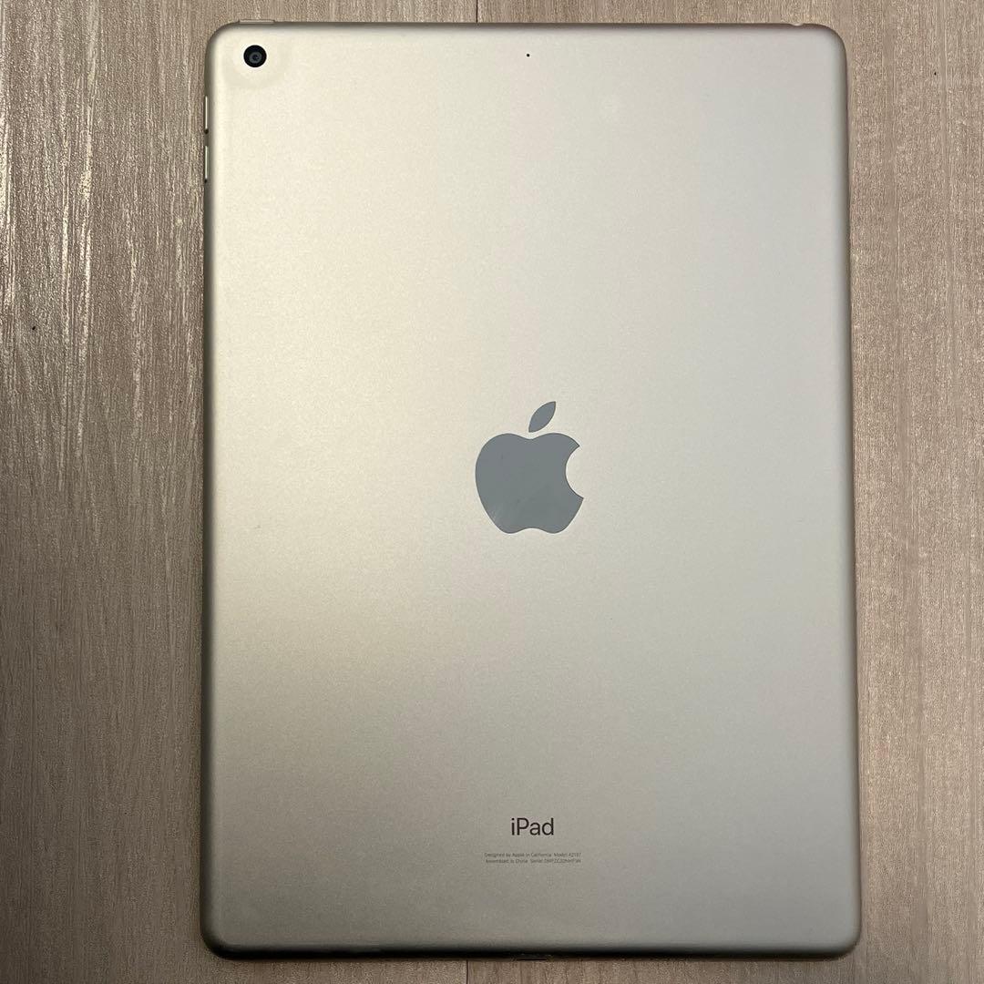 iPad 10.2インチ 第7世代 Wi-Fi 32GB シルバー