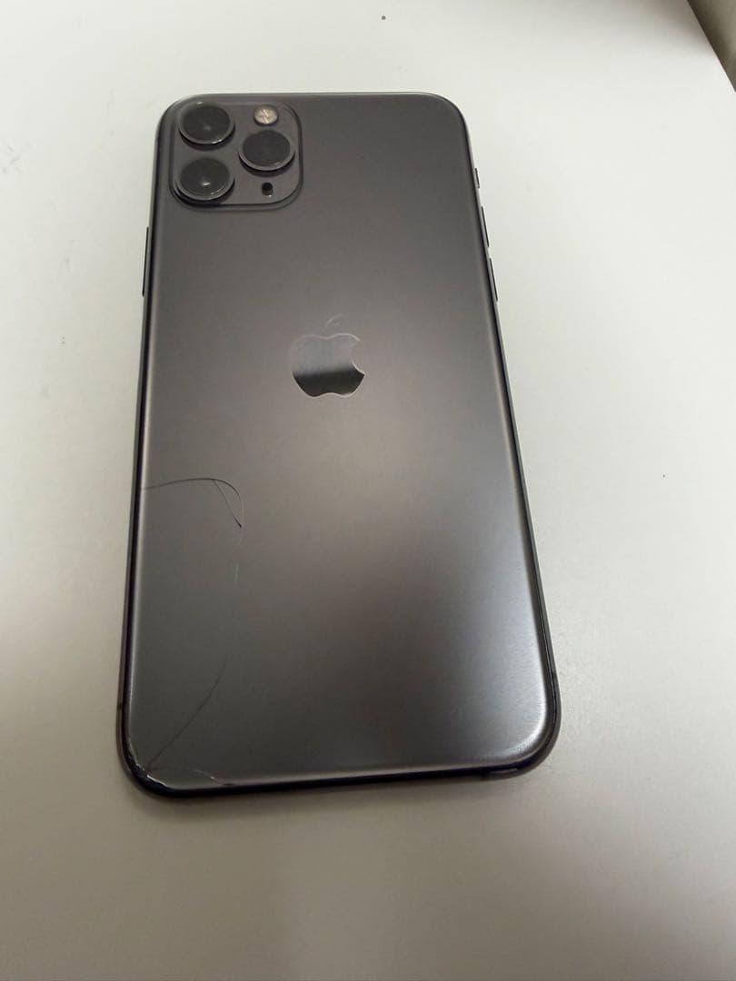 Apple iPhone 11 Pro スペースグレー　64GB