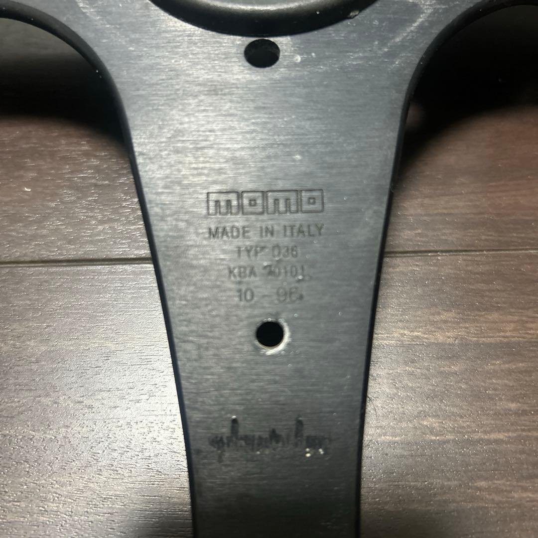 momoスポーツステアリング ウッド