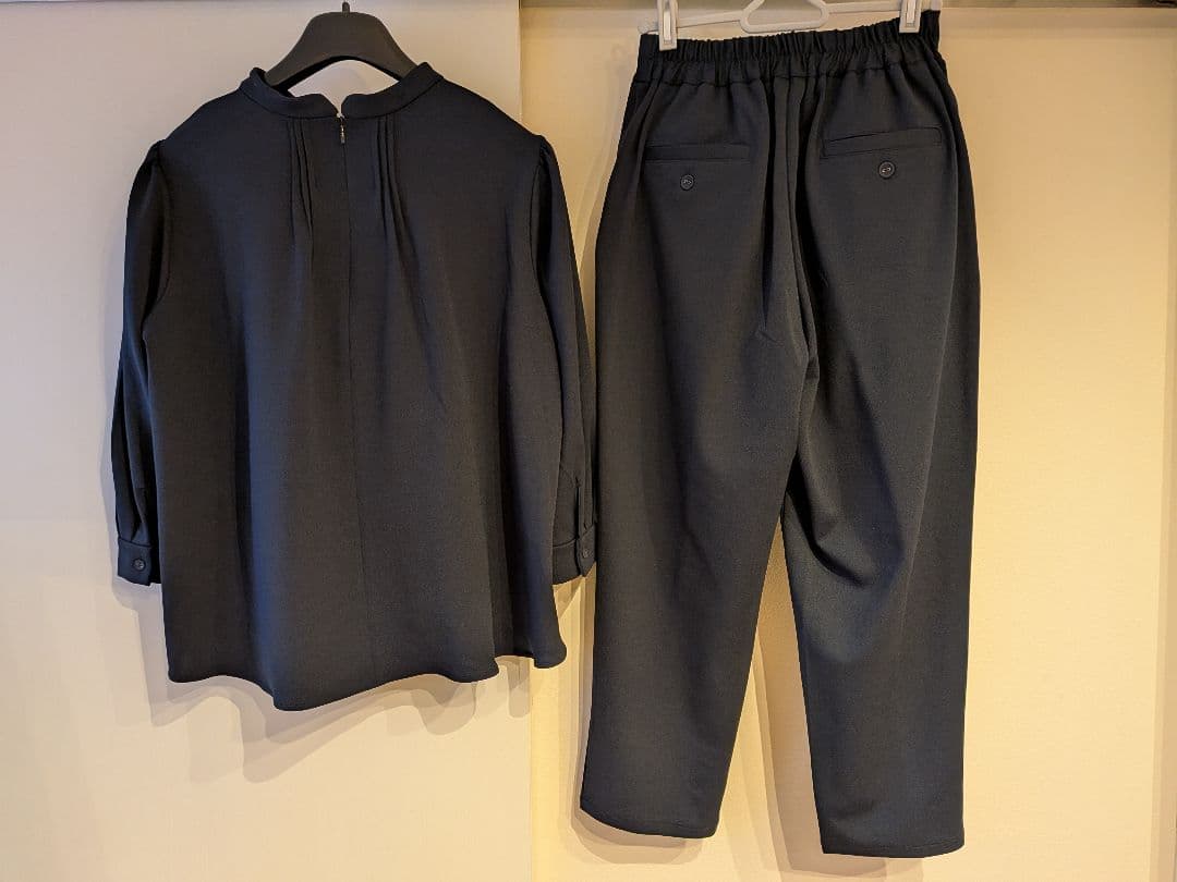 北欧暮らしの道具店　「気軽に、きれい見え」ストレッチ素材の3wayセットアップ