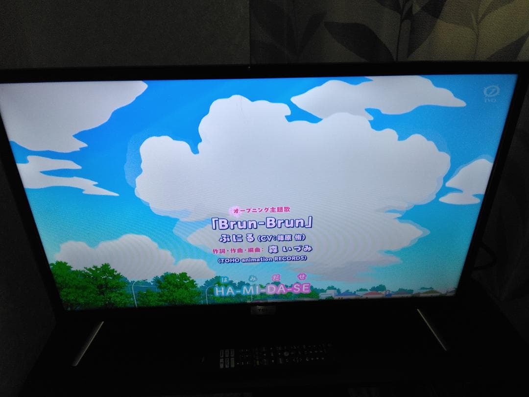 超美品【32インチ　TCL液晶テレビ　2023年製】TVケーブル付き