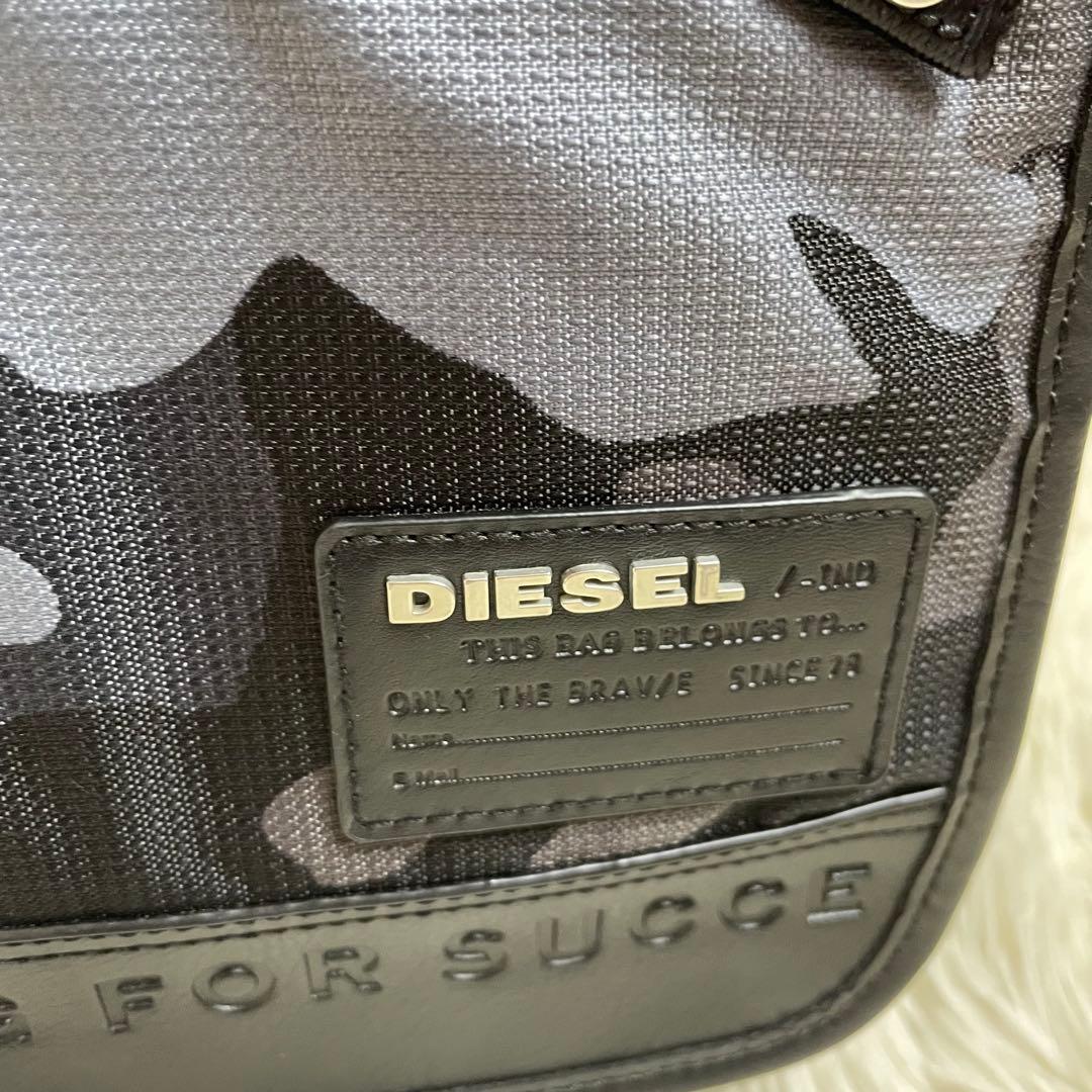 極美品✨　DIESEL メッセンジャーバッグ　レザーナイロン　カモフラ　y2k