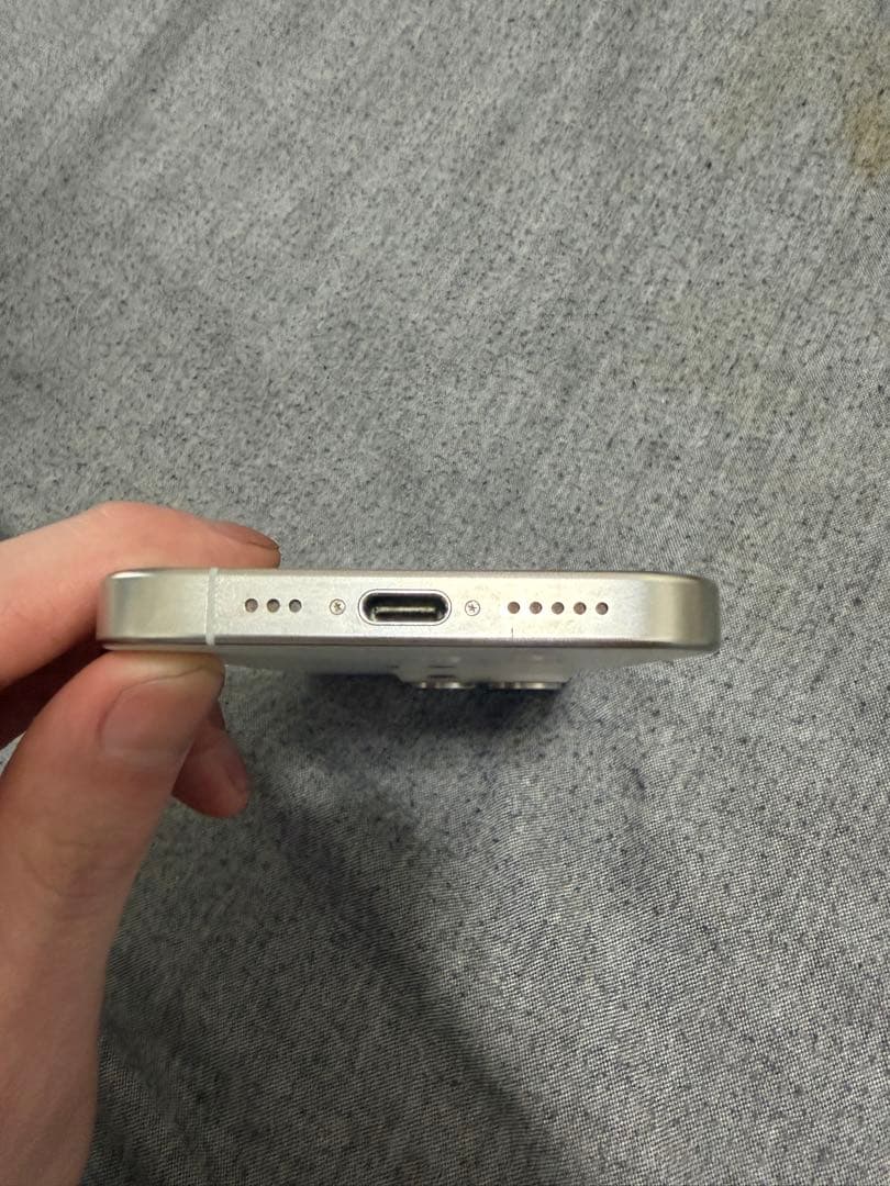 Apple iPhone 15Pro ホワイト128GB