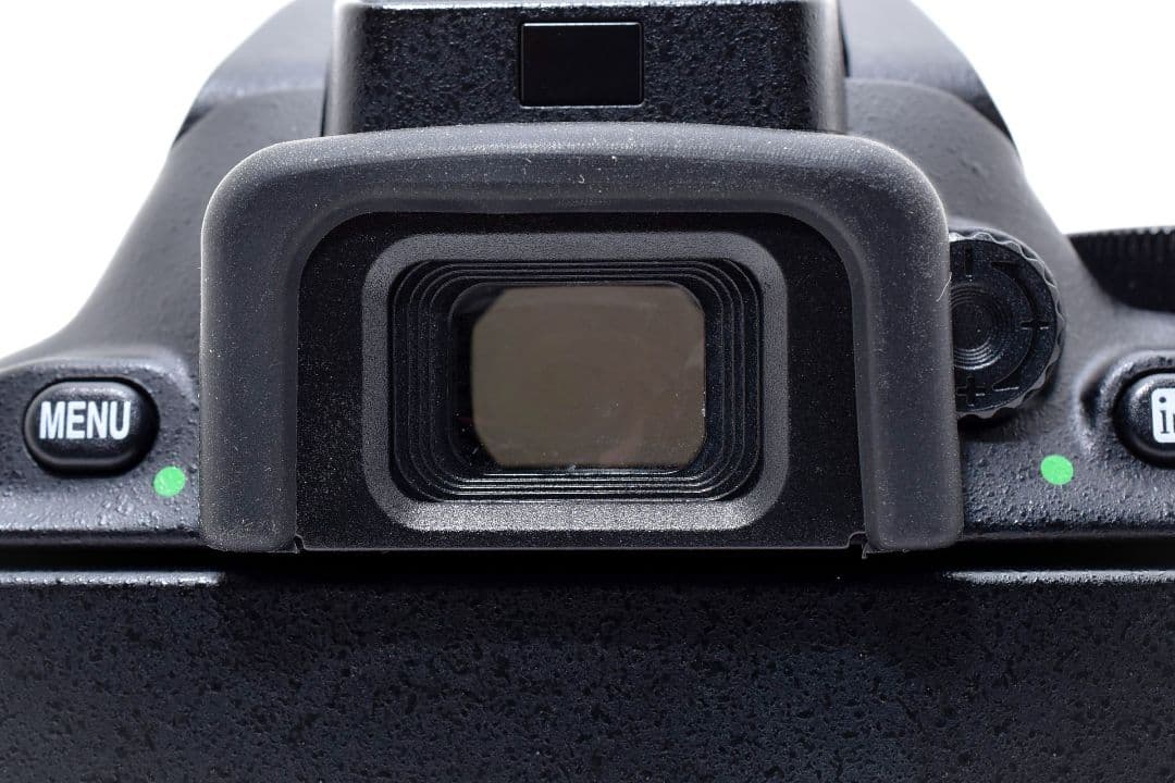 美品 元箱つき✨Nikon D5500✨手ブレ補正 標準ズームレンズ Wi-Fi