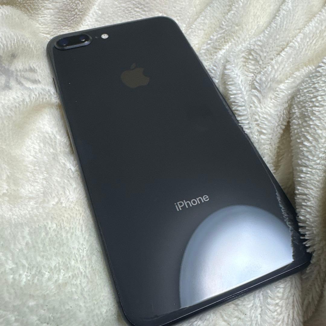 スマートフォン本体 iPhone8plus