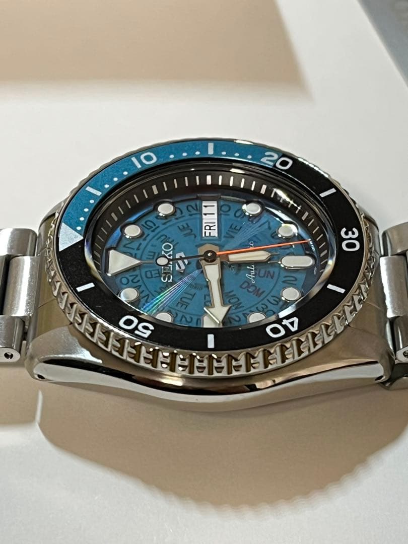 【美品】 SEIKO 5 sports SRPJ45K1 海外モデル　自動巻き