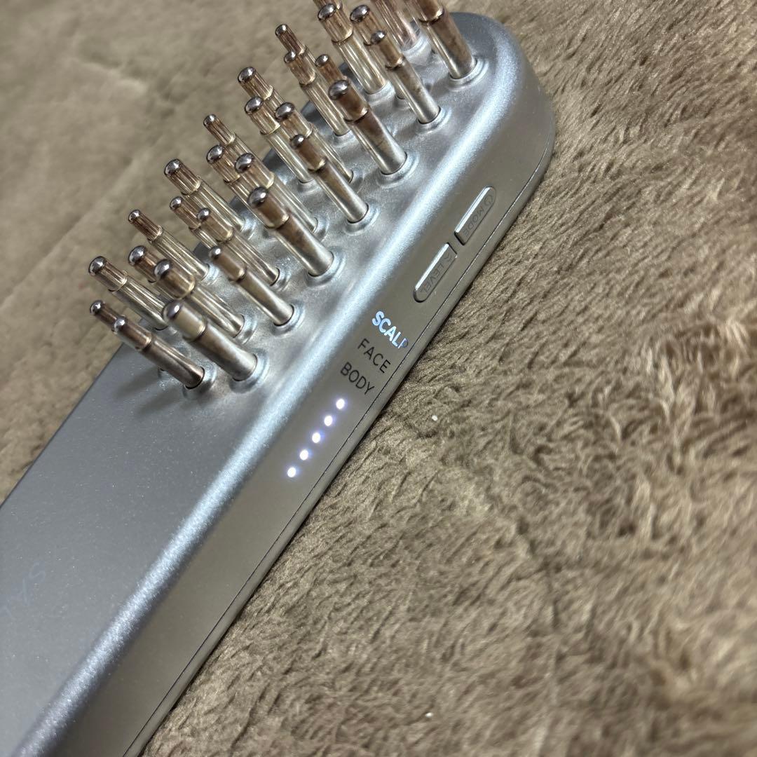 美品 SALONIA EMS LIFT BRUSH 美顔器