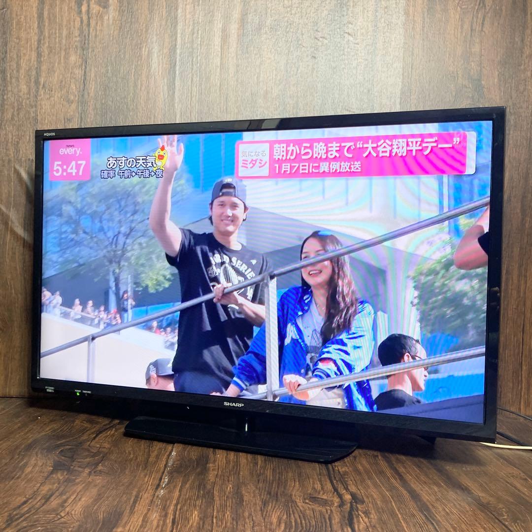極美品 SHARP AQUOS 32V型テレビ 2T-C32AE1 2019年製
