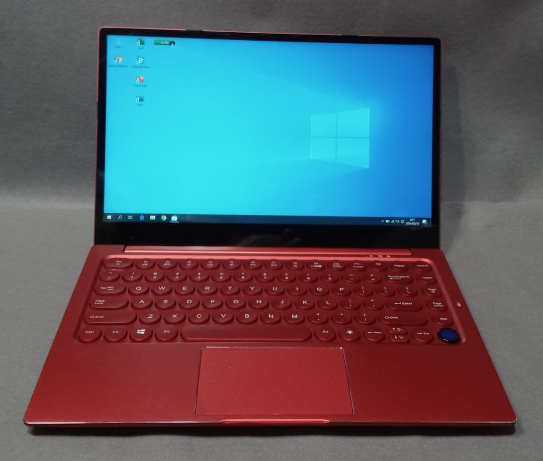 14インチ IPS メモリ4G SSD256G Windows10 ノートPC