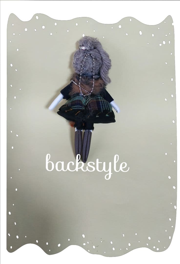 ドールチャーム　バッグチャーム　ハンドメイド　人形