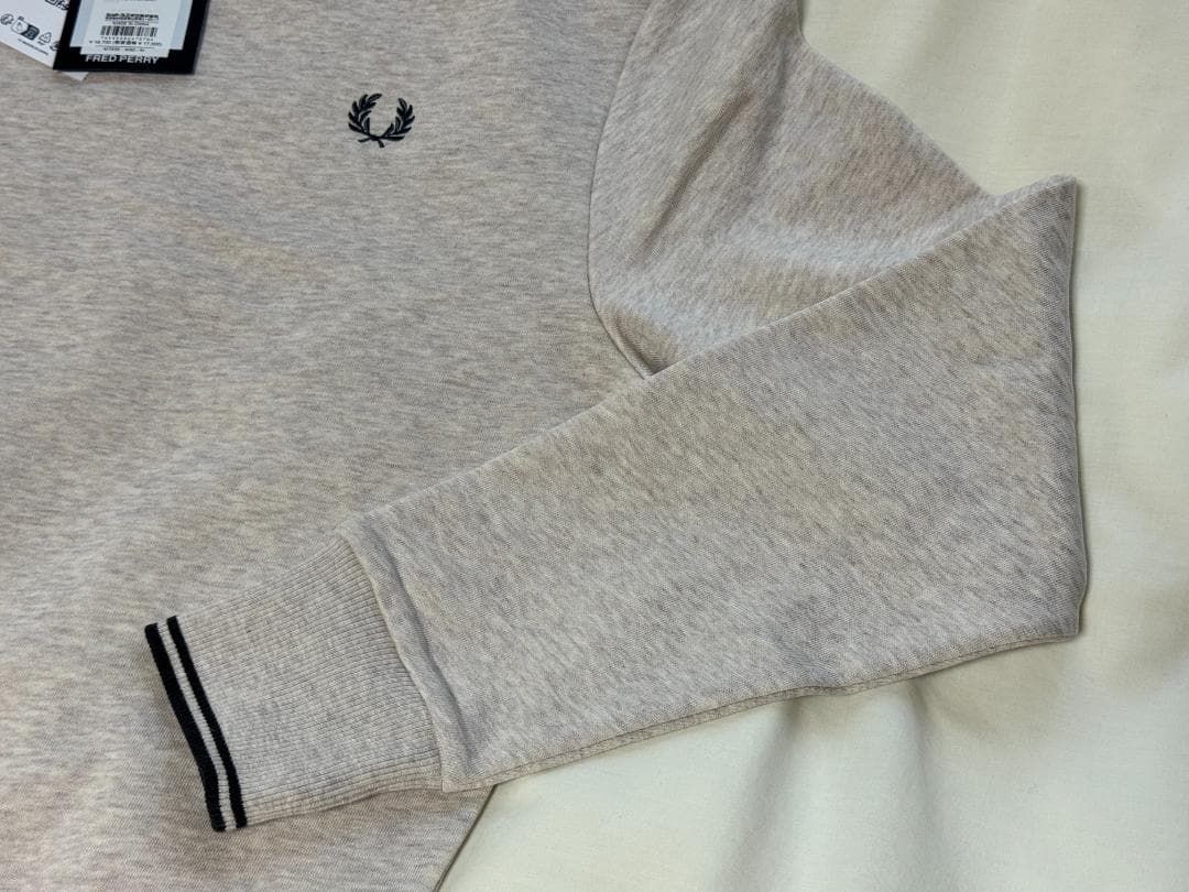 ★FRED PERRY フレッドペリー クルーネック スウェット M7535 ★