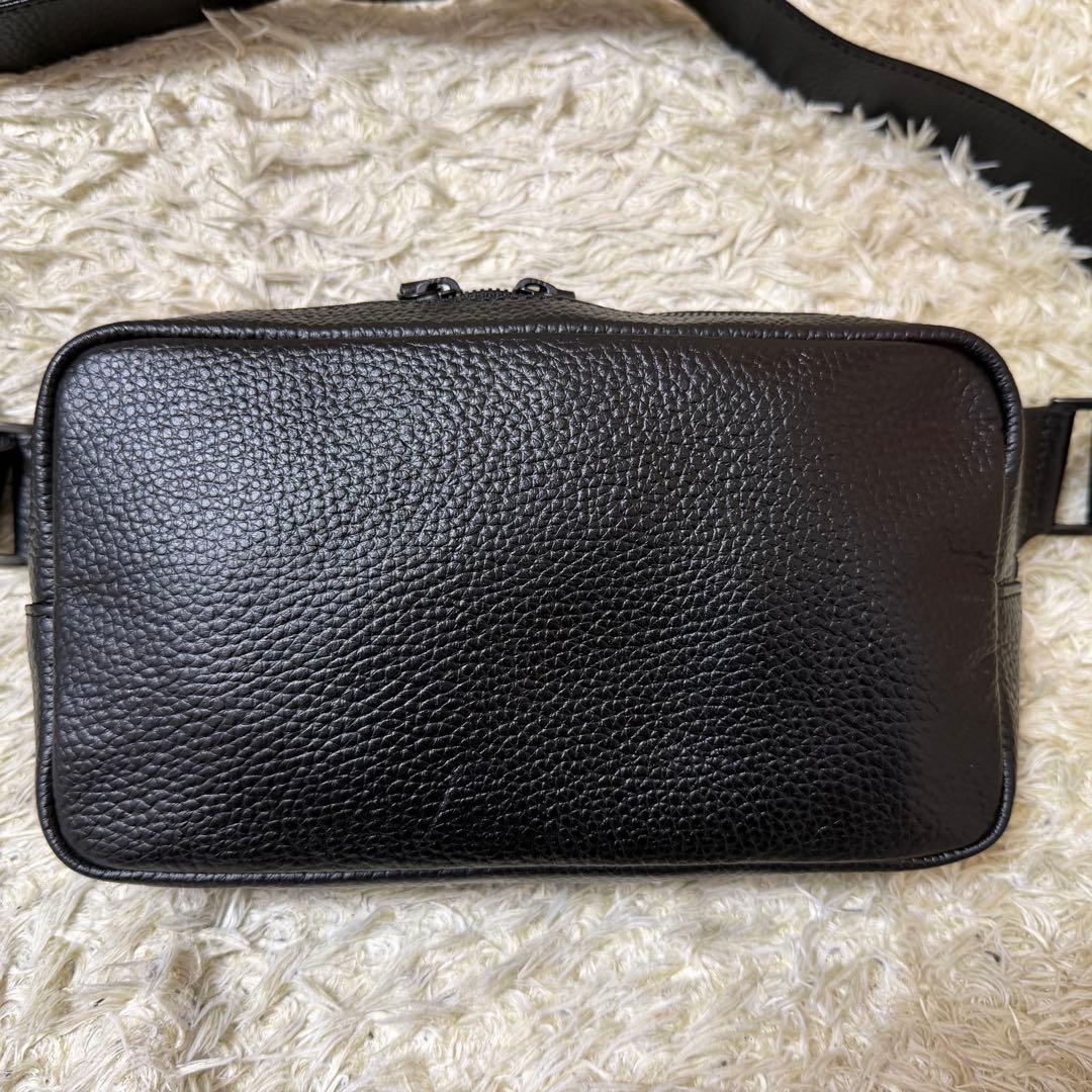 ☆極美品☆HushTug ハッシュタグ　ボディーバック　レザー　ブラック