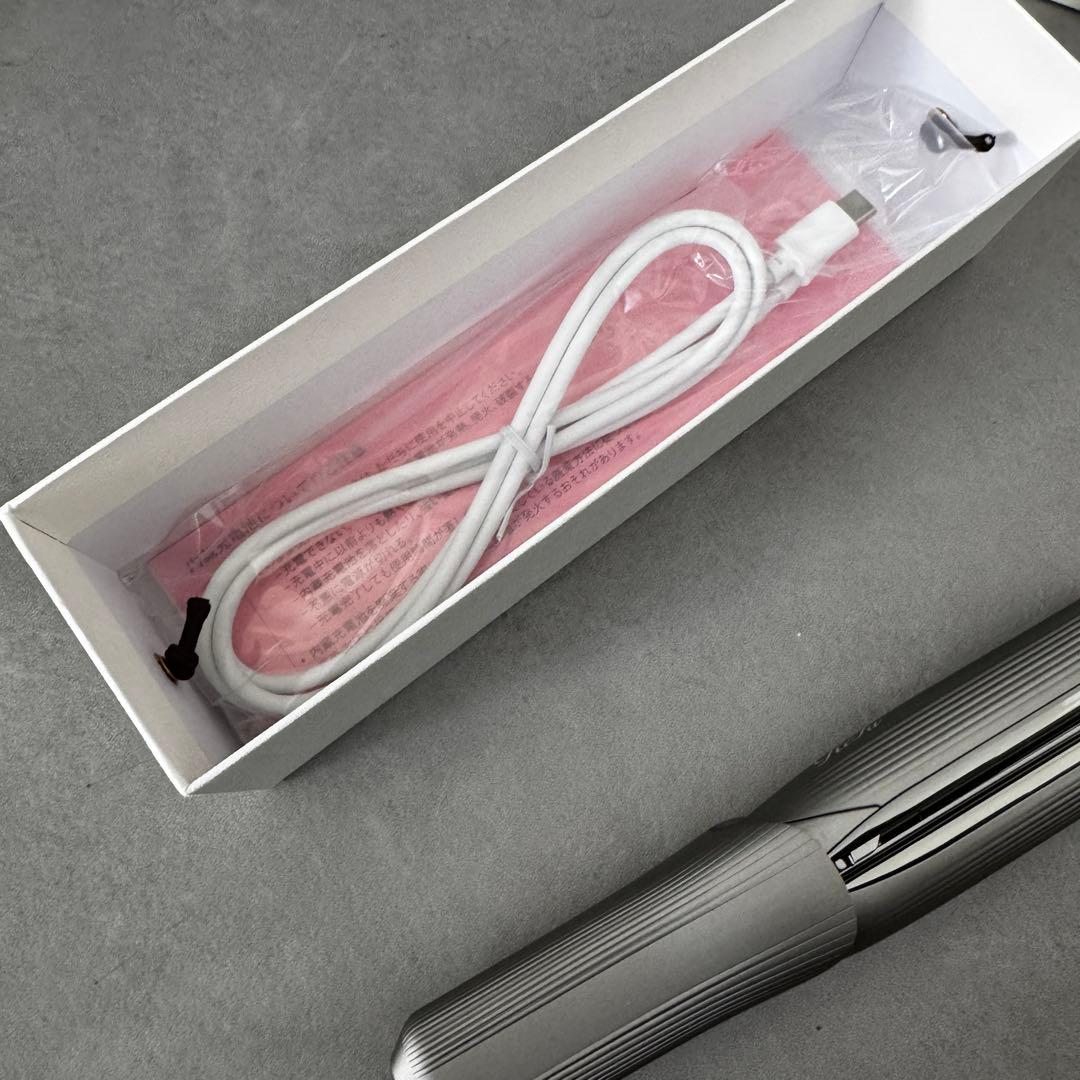 【新品未使用】領収書あり　リファフィンガーアイロン ST 6