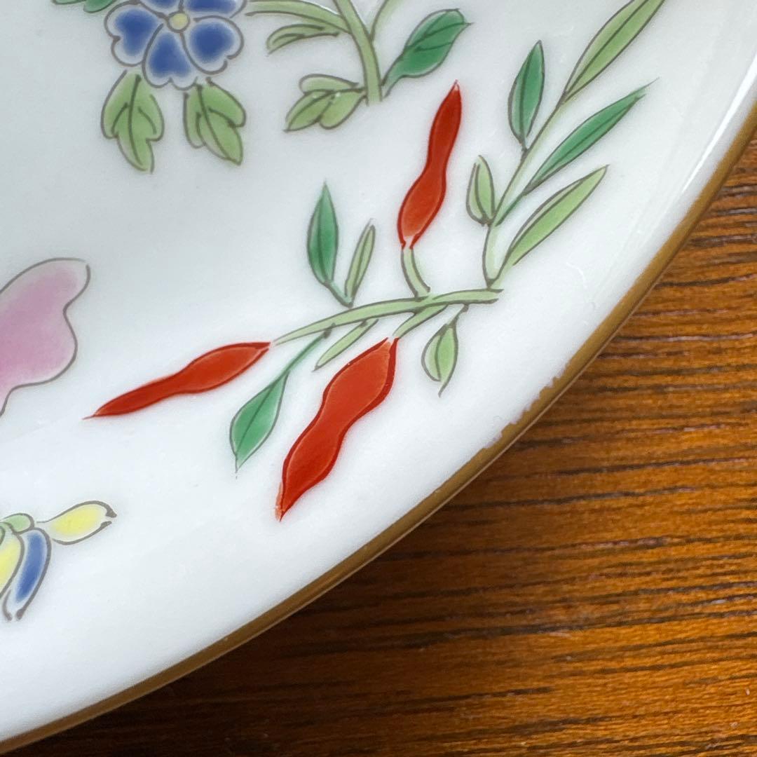 クニエダ　ヤスエ さんデザイン　chinee シリーズ　有田焼 プレート　６枚