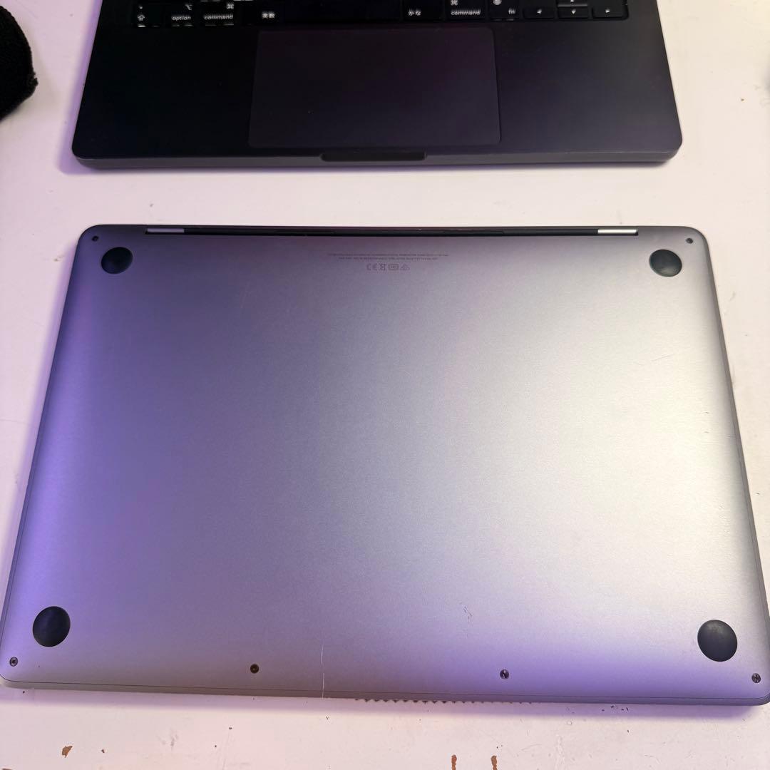 MacBookPro 2019年モデル 高性能i5 TouchBar搭載