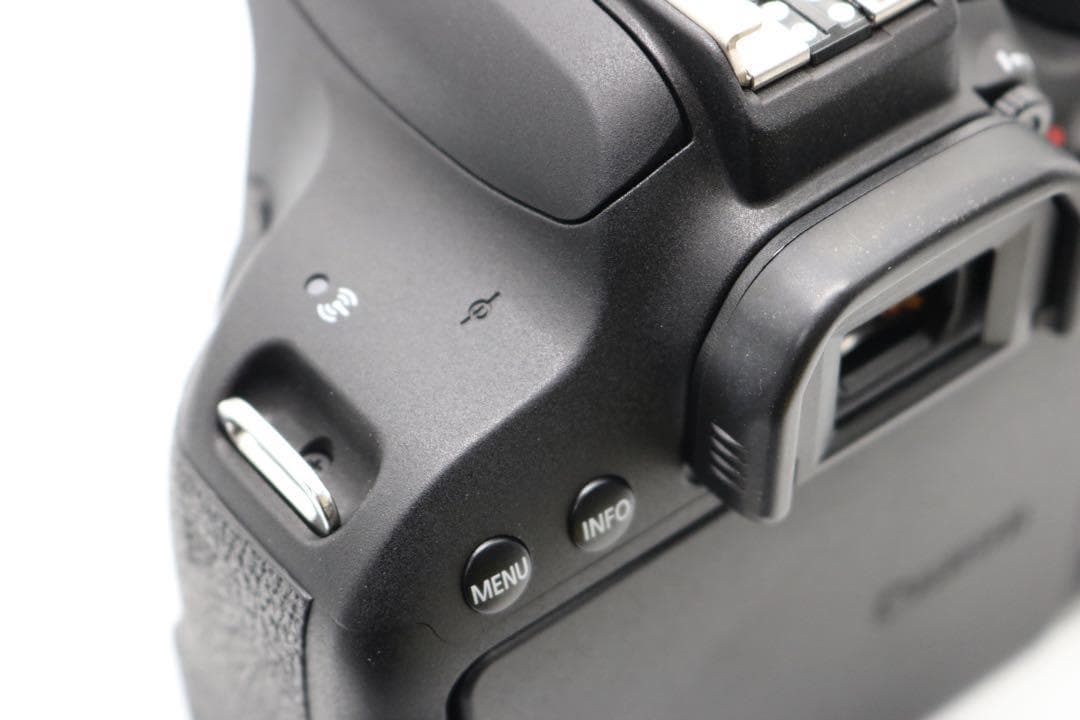 超美品 【Canon EOS Kiss X9i ダブルレンズ】 Wi-Fi搭載