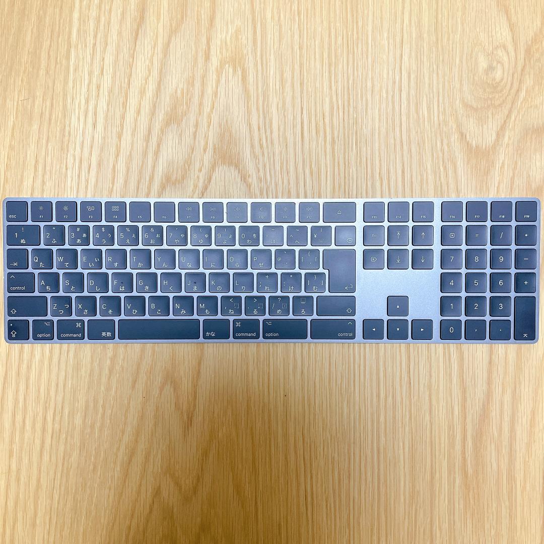 Magic Keyboard テンキー付き (JIS) スペースグレイ