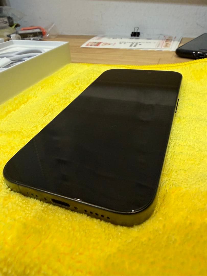 iPhone 15Pro ブラック128GB SIMフリー　即日発送致します