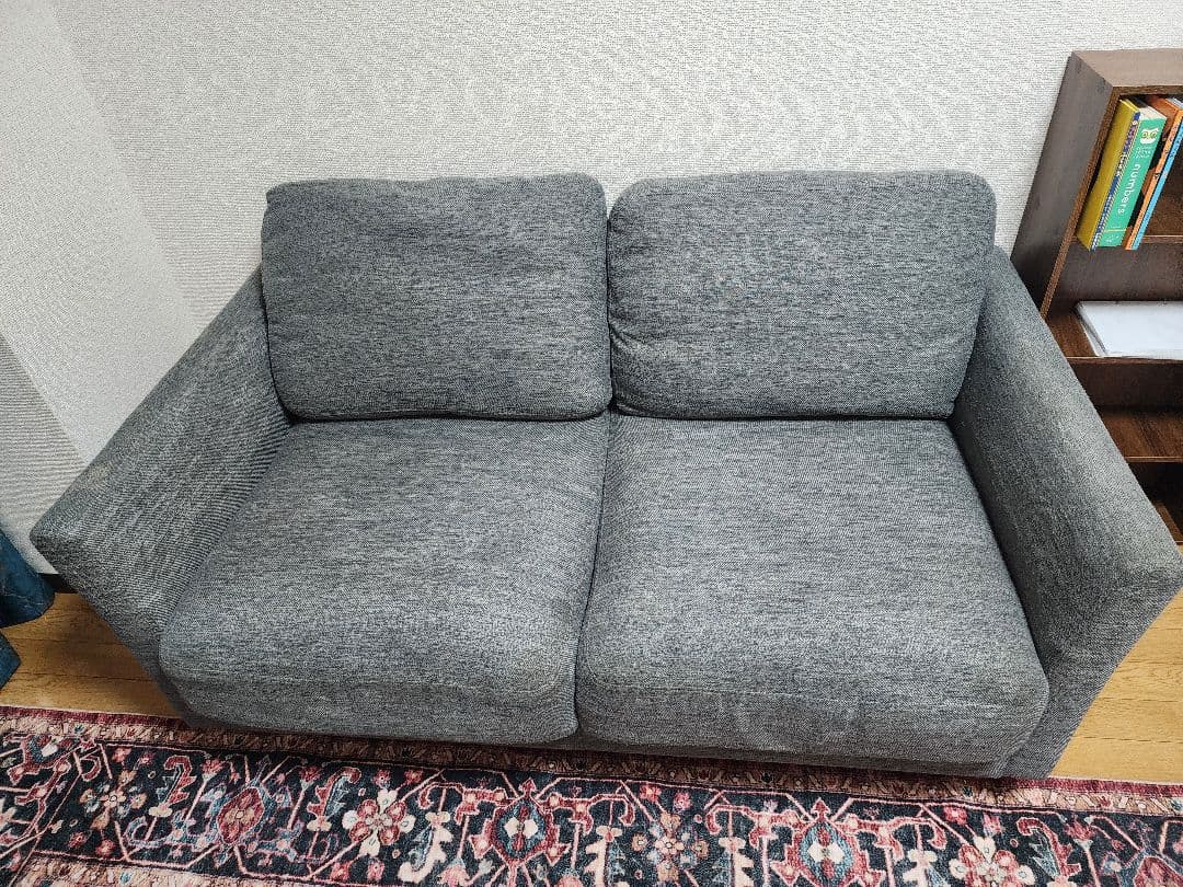 グレー 2人掛けファブリックソファ