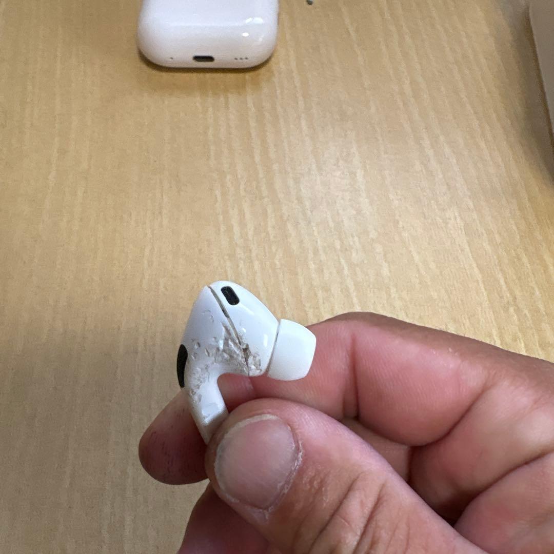 AirPods Pro第二世代　タイプC本体 ホワイト 充電ケース付き