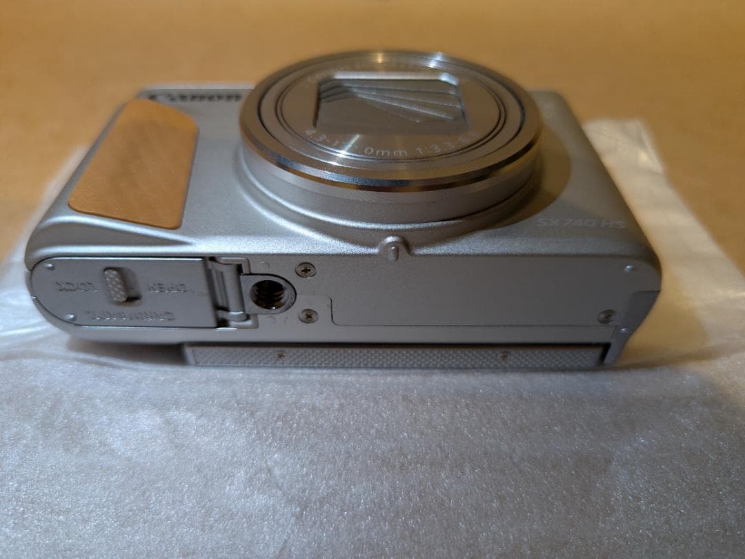 【展示品】 Canon PowerShot SX740 HS シルバー