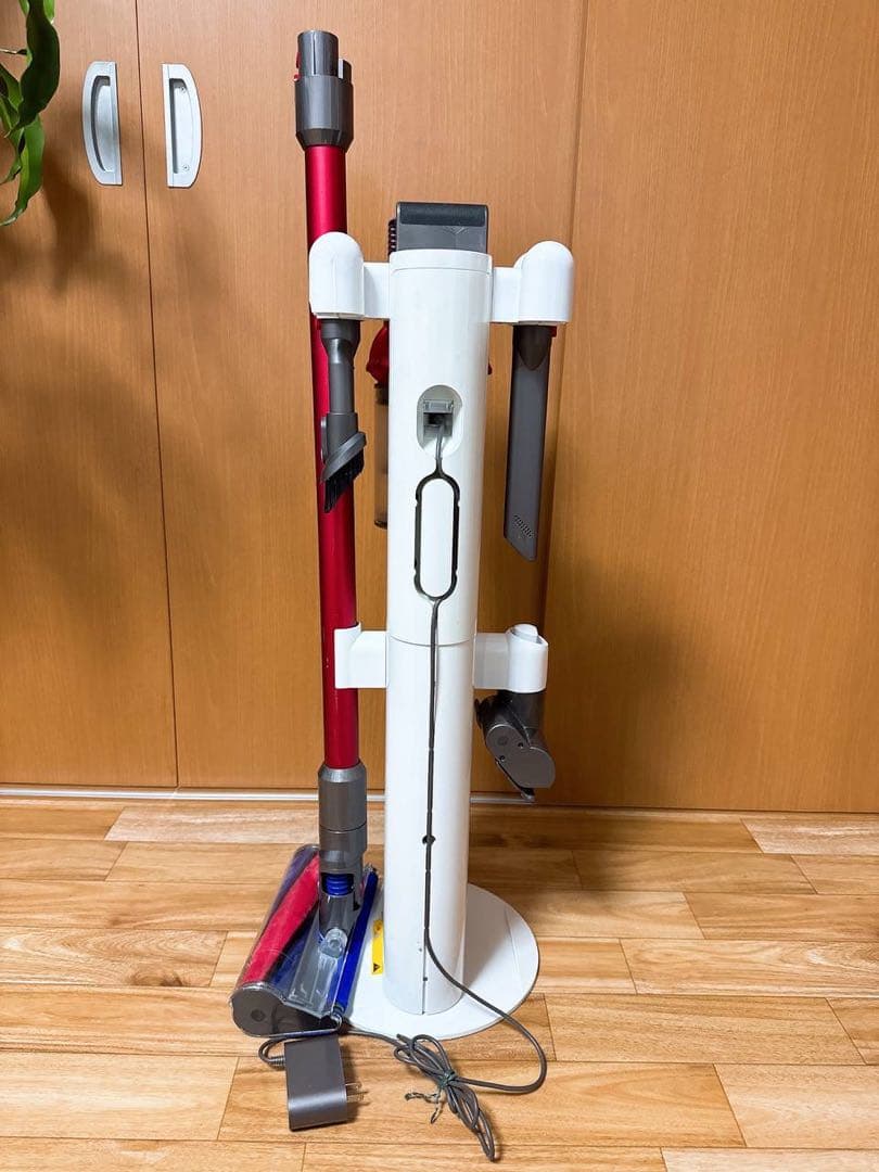 【分解洗浄済】268-ダイソン dyson v10 sv12 掃除機 作動品