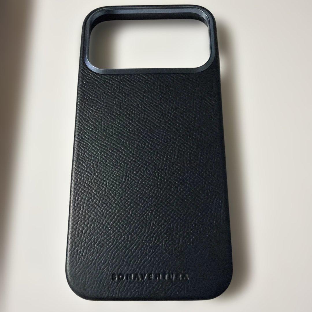 【ボナベンチュラ】iPhone17ProMaxバックカバーケースノービレレザー