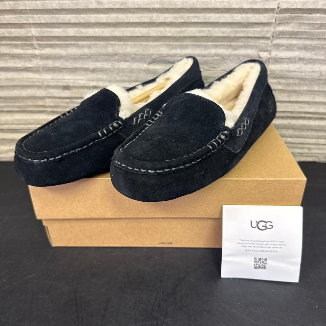 ☆未使用　UGG　モカシン　アンスレー　24㎝　黒　Ansley　1106878