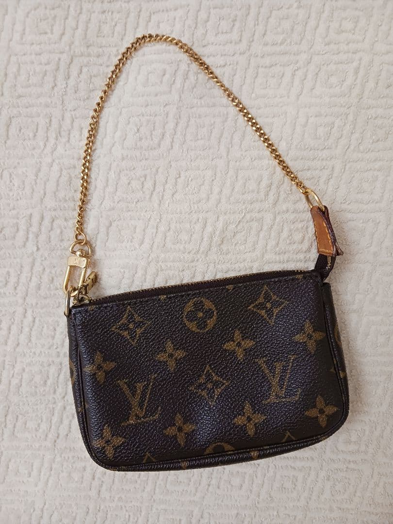 【sana様売約済み】ルイヴィトンモノグラムミニポーチアクセソワールポシェット