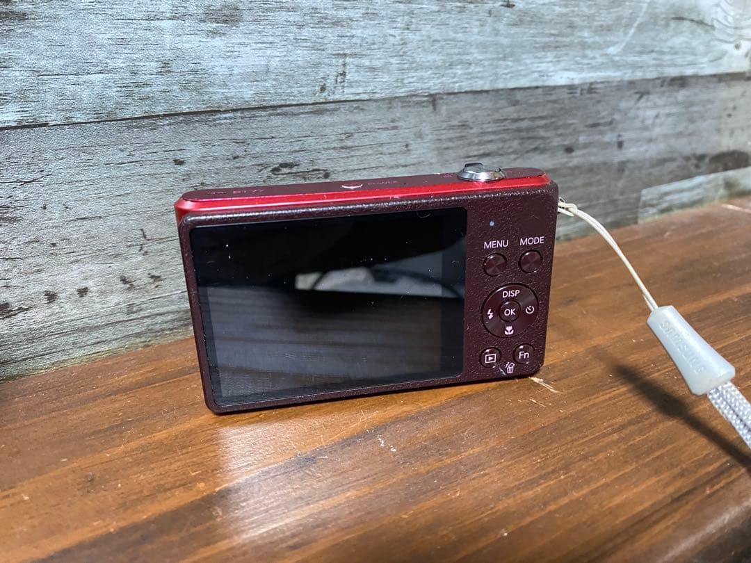 ★大幅値下げ　Samsung ST77 赤 デジタル光学ズ一ムカメラ　美品