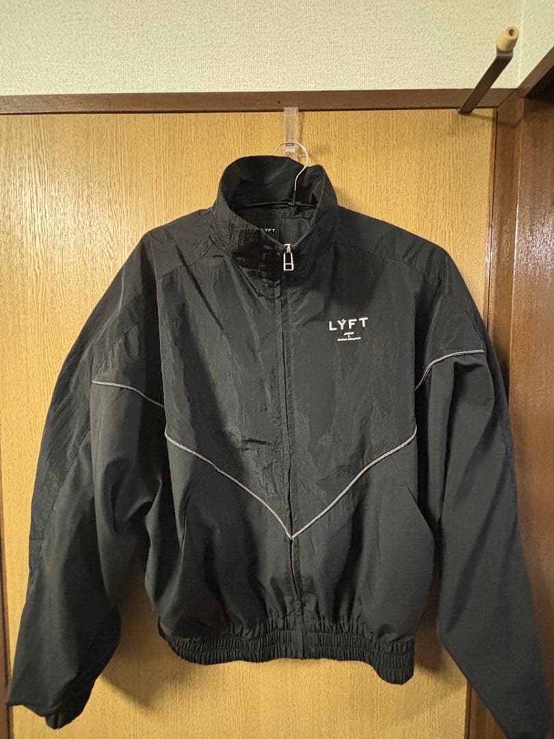 LYFT V-Form Oversize Track ナイロンジャケット