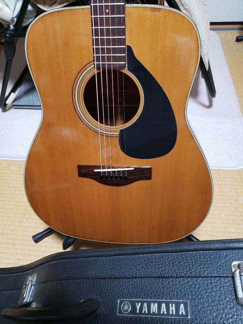 ヤマハ　YAMAHA　FG180赤ラベル