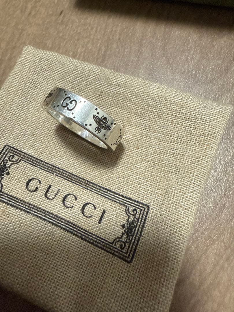 GUCCI シルバーリング 蜂　サイズ23