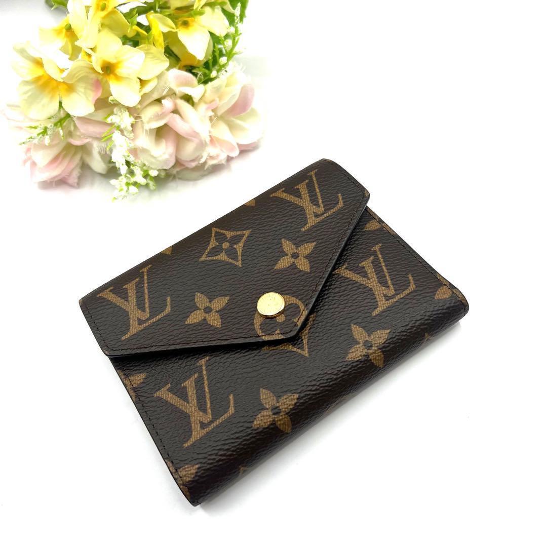 【未使用品】ルイヴィトン 三つ折り財布 RFID モノグラム ヴィクトリーヌ