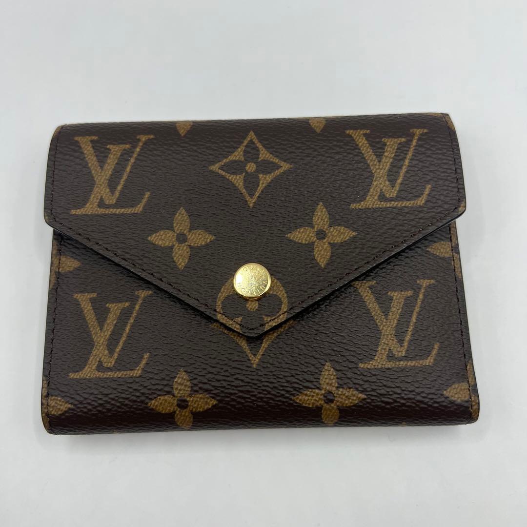 【未使用品】ルイヴィトン 三つ折り財布 RFID モノグラム ヴィクトリーヌ