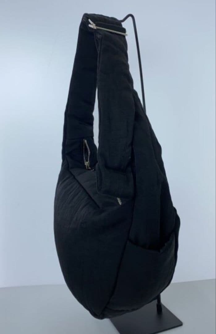 ITTI　ショルダーバッグ