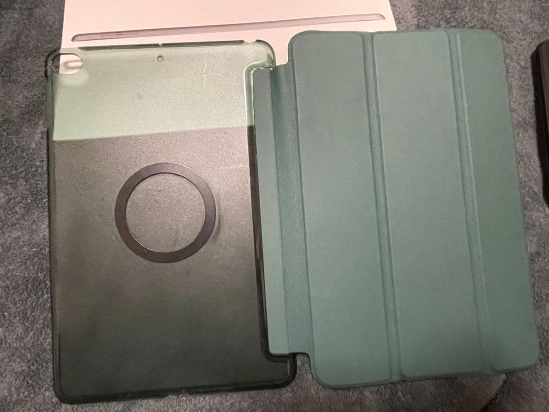 【画面割れ、欠け】iPad mini5/箱付き