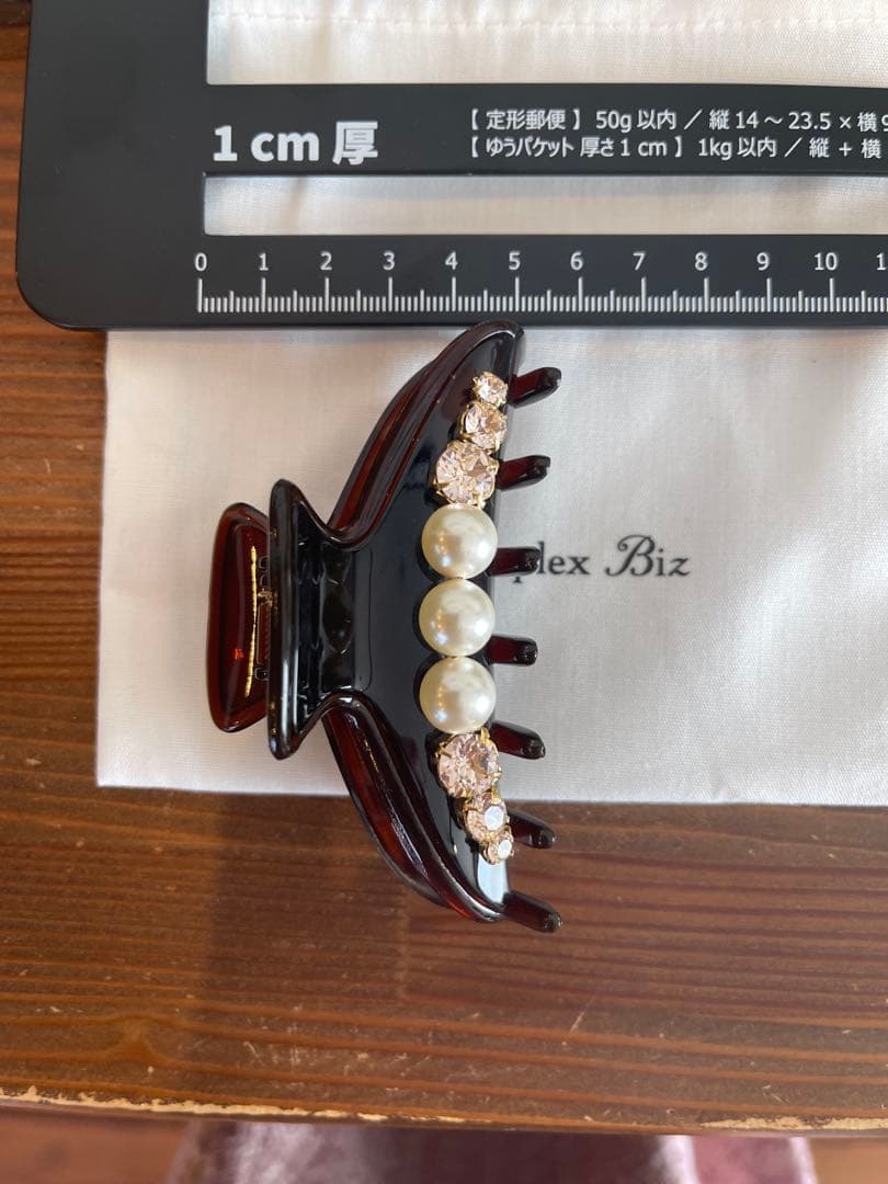 Complex Biz パール付きヘアクリップ