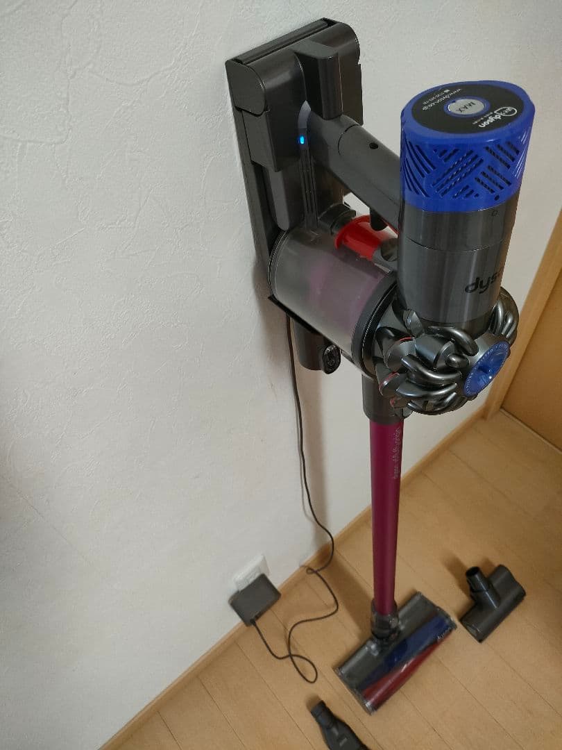動作品　ダイソン 掃除機 コードレスクリーナー
