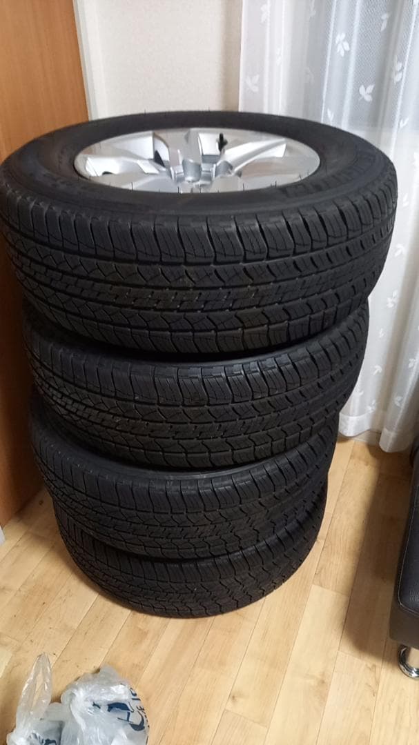 【室内管理】ランクルプラド　純正タイヤホイールセット　新車外し