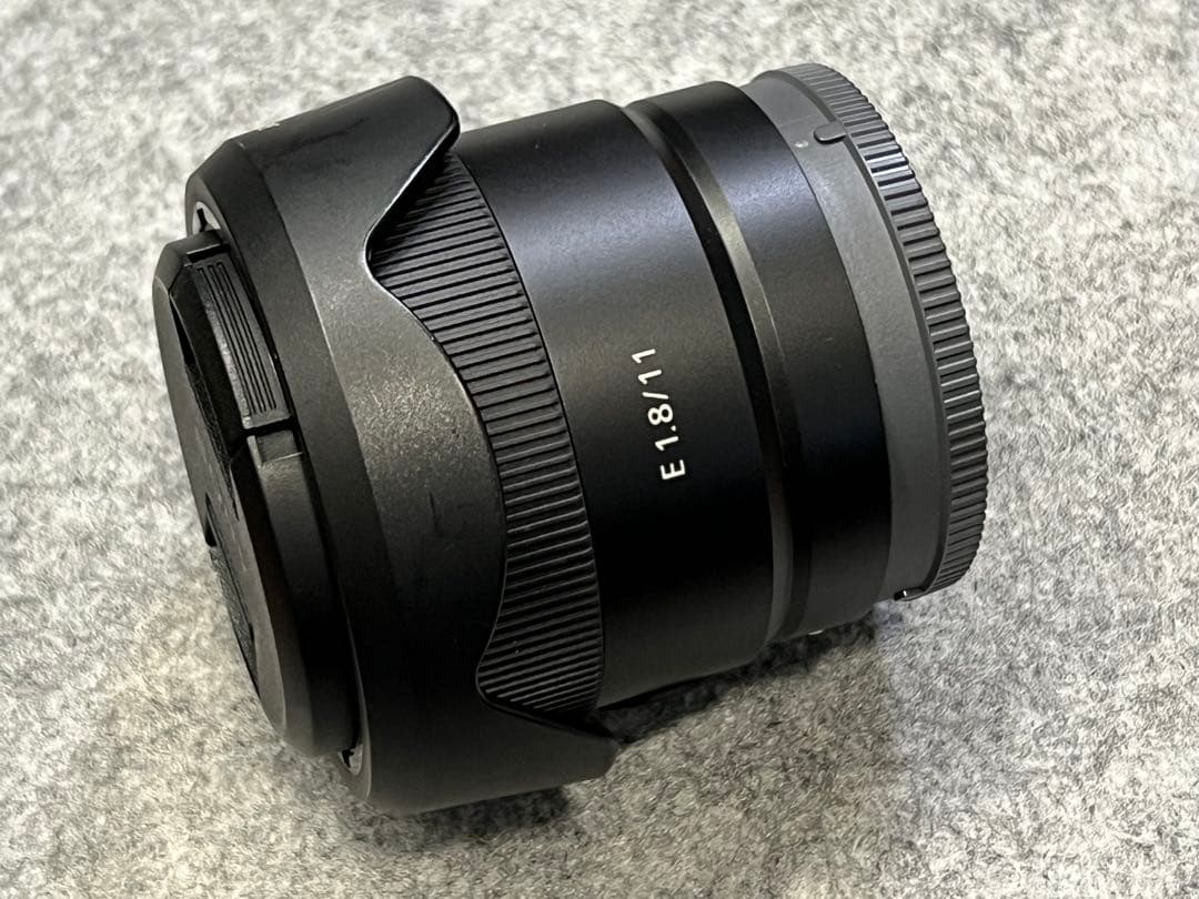 SONY SEL11F18 Eマウント11mm単焦点F1.8超広角レンズ ソニー