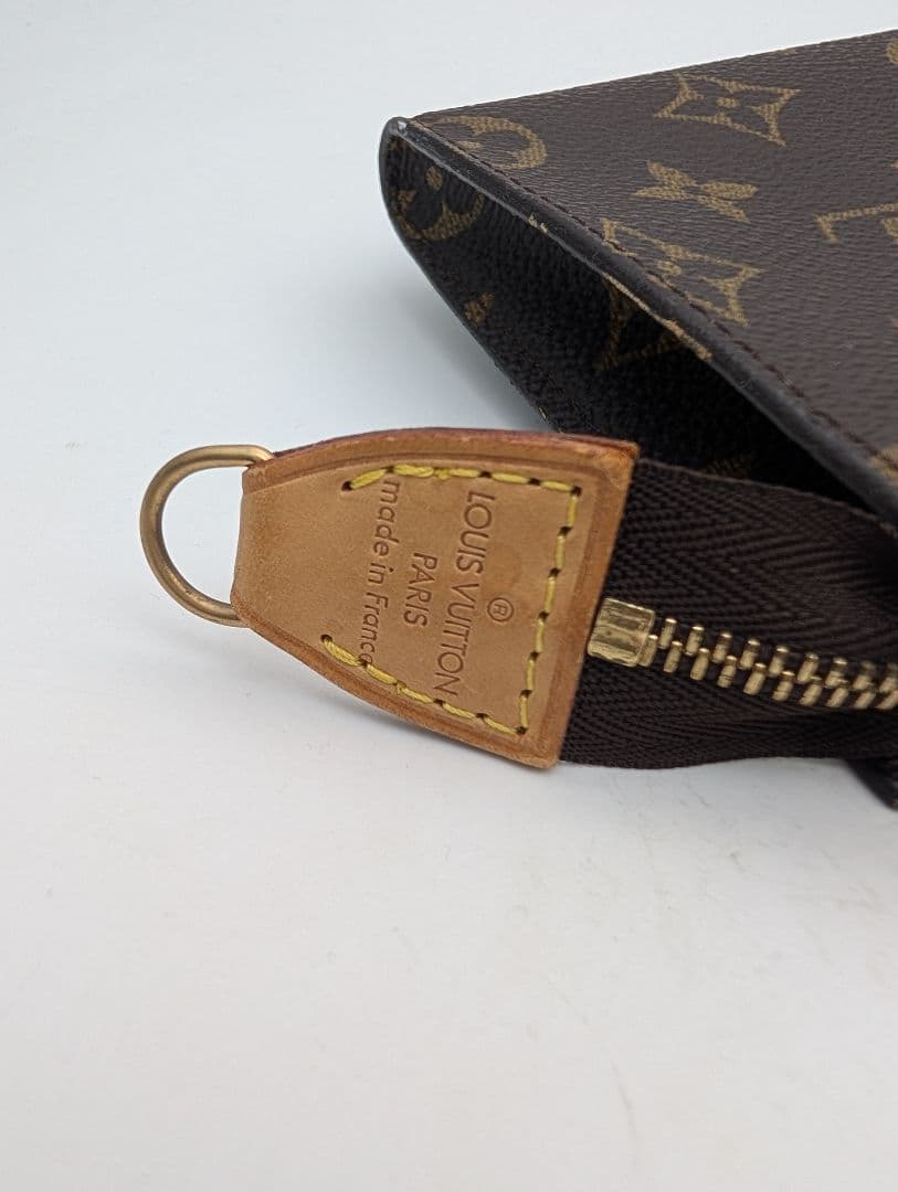 Louis Vuitton モノグラム バケツのポーチ（PM）